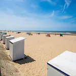In Epernay Square With Sea View Apartment *