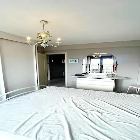 アパート In Epernay Square With Sea View ミデルケルケ