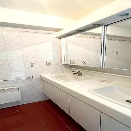Apartment Near Epernay Square *