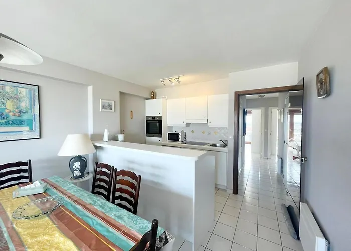 In Epernay Square With Sea View * Middelkerke